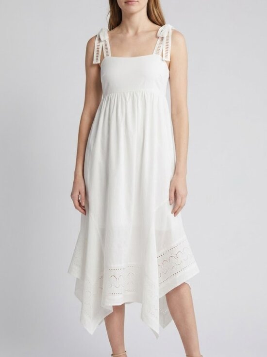 Moon River Dresses & Skirts - Moon River white lined boho-style linen-blend sundress with tie straps, size S